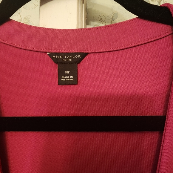 New Ann Taylor wrap dress sz 10p - Picture 2 of 2